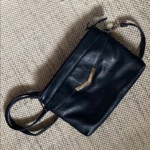 Black shoulder bag